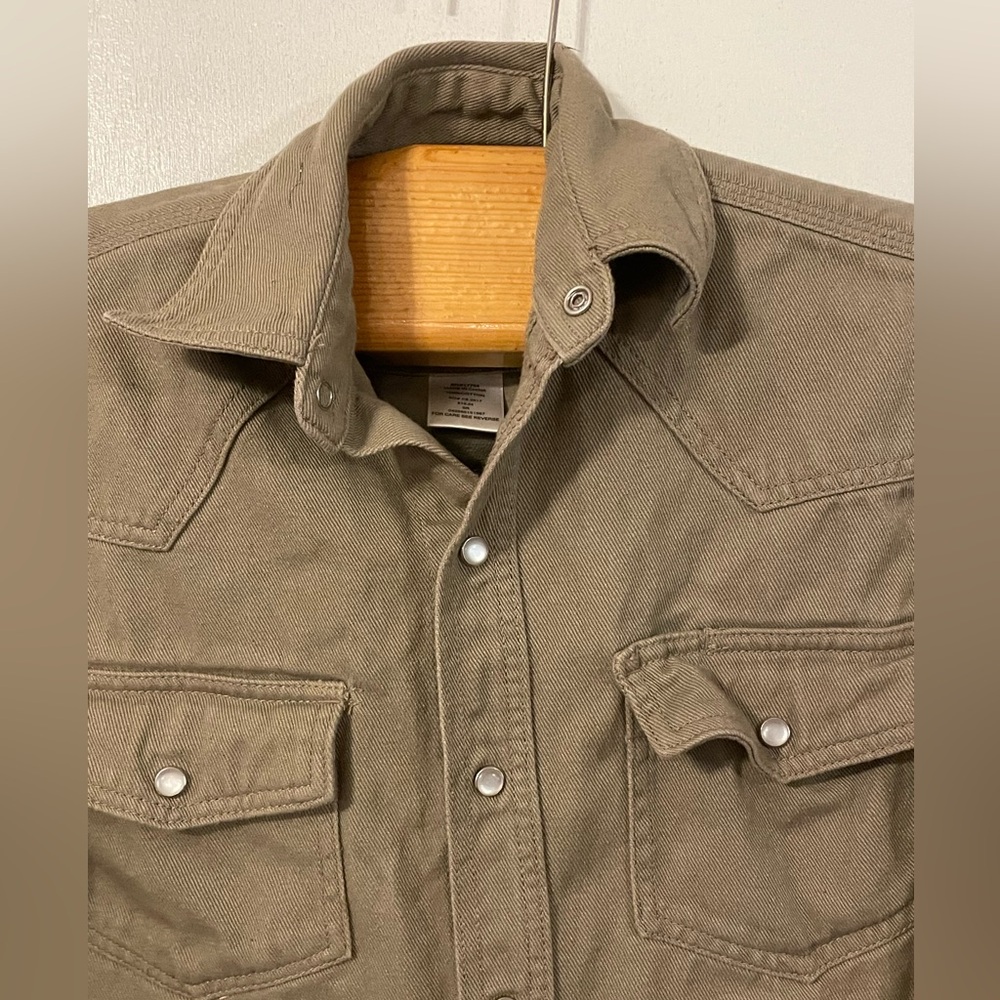 Mens key shirt size small tan button‎ down